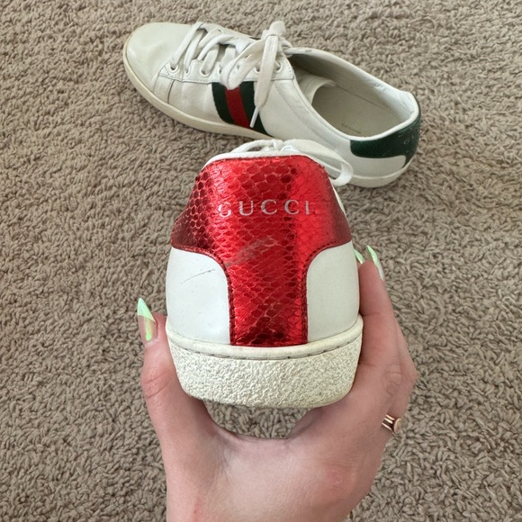 women’s gucci ace sneaker with bee size 9 - Picture 5 of 10